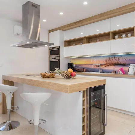 Holiday home Lovely In With Outdoor Swimming Pool Punat